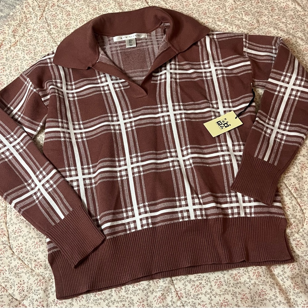 Collared sweater